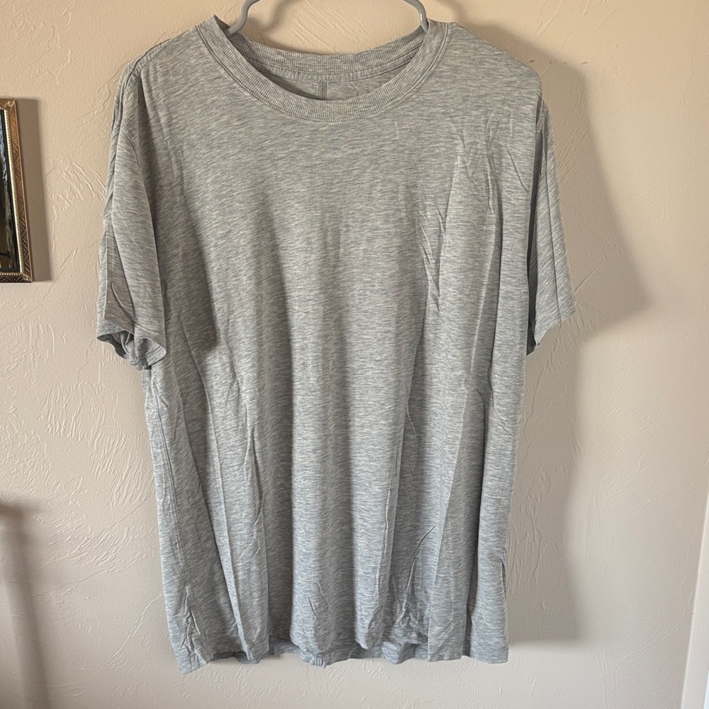 Lululemon T’s